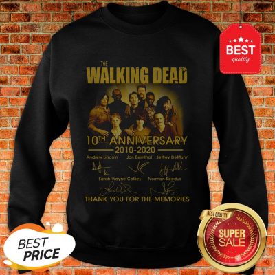 The Walking Dead Character 10th Anniversary 2010-2020 Signatures Sweatshirt