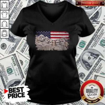 Nice 45th Added Rushmore American Flag V-neck