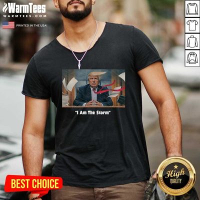 I Am The Trump Storm V-neck - Design By Warmtees.com