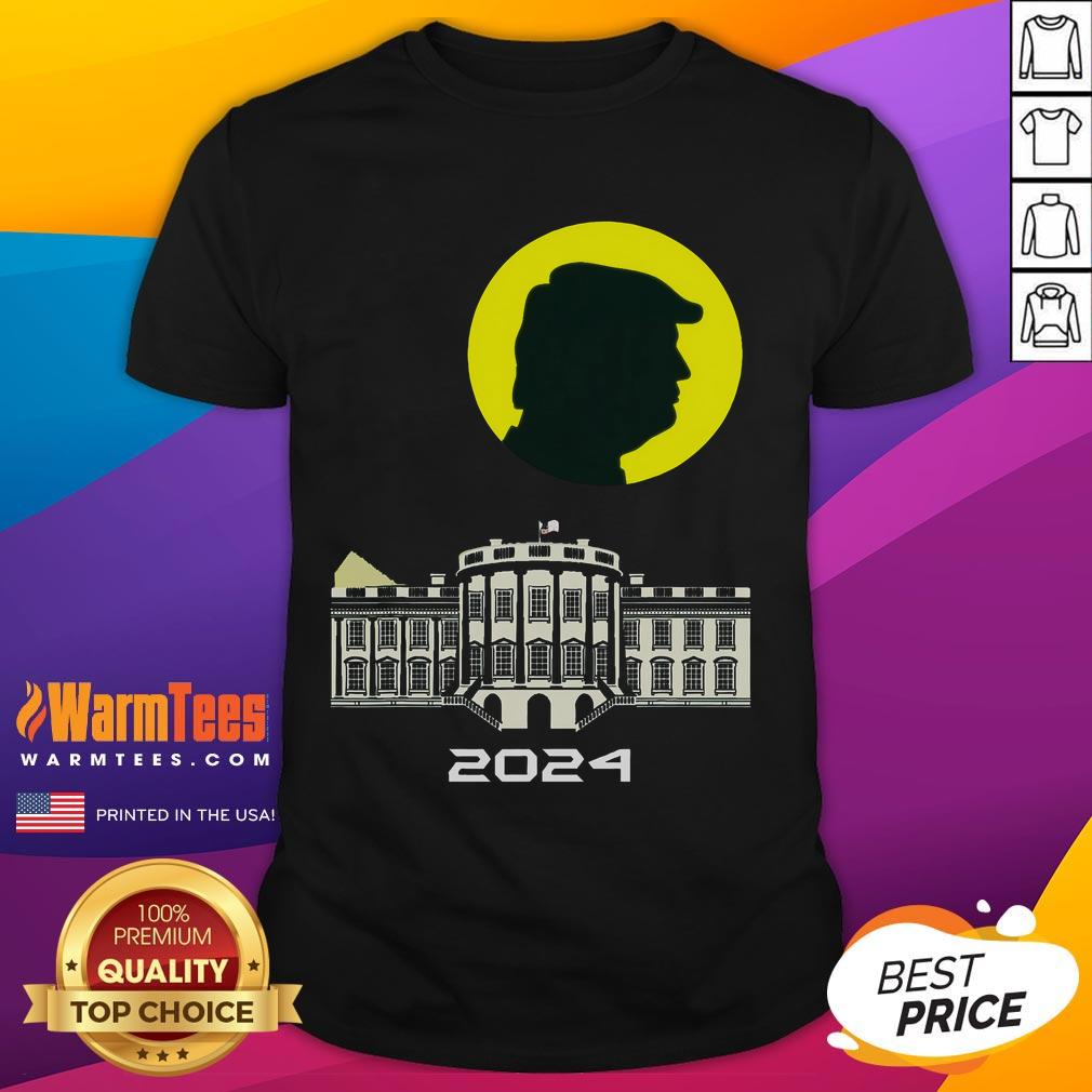 Awesome Trump Signal 2024 T-Shirt featuring bold graphics promoting Trump's 2024 campaign, perfect for supporters.