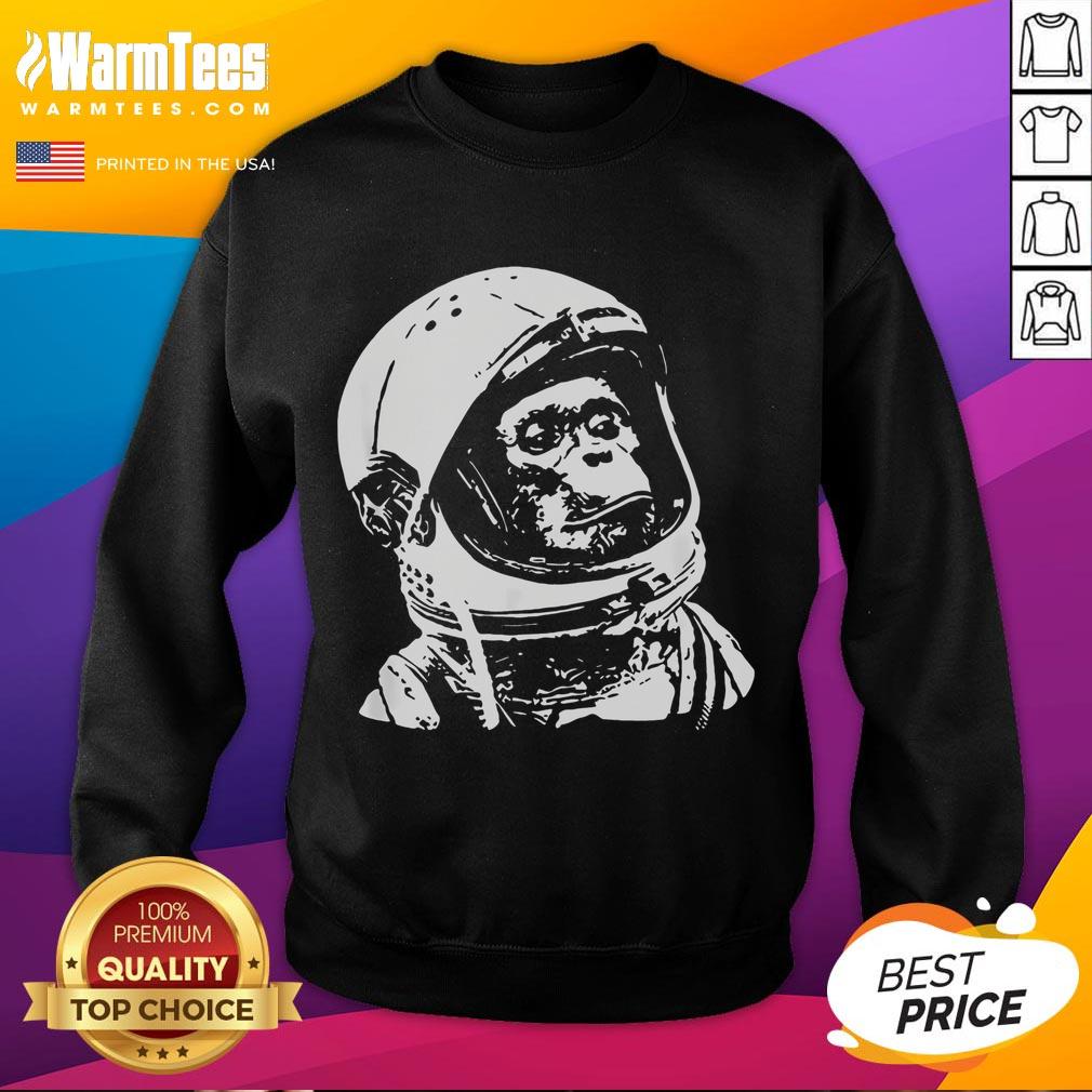 Awesome vintage space travel sweatshirt featuring an astronaut monkey design, perfect for quirky fashion lovers.