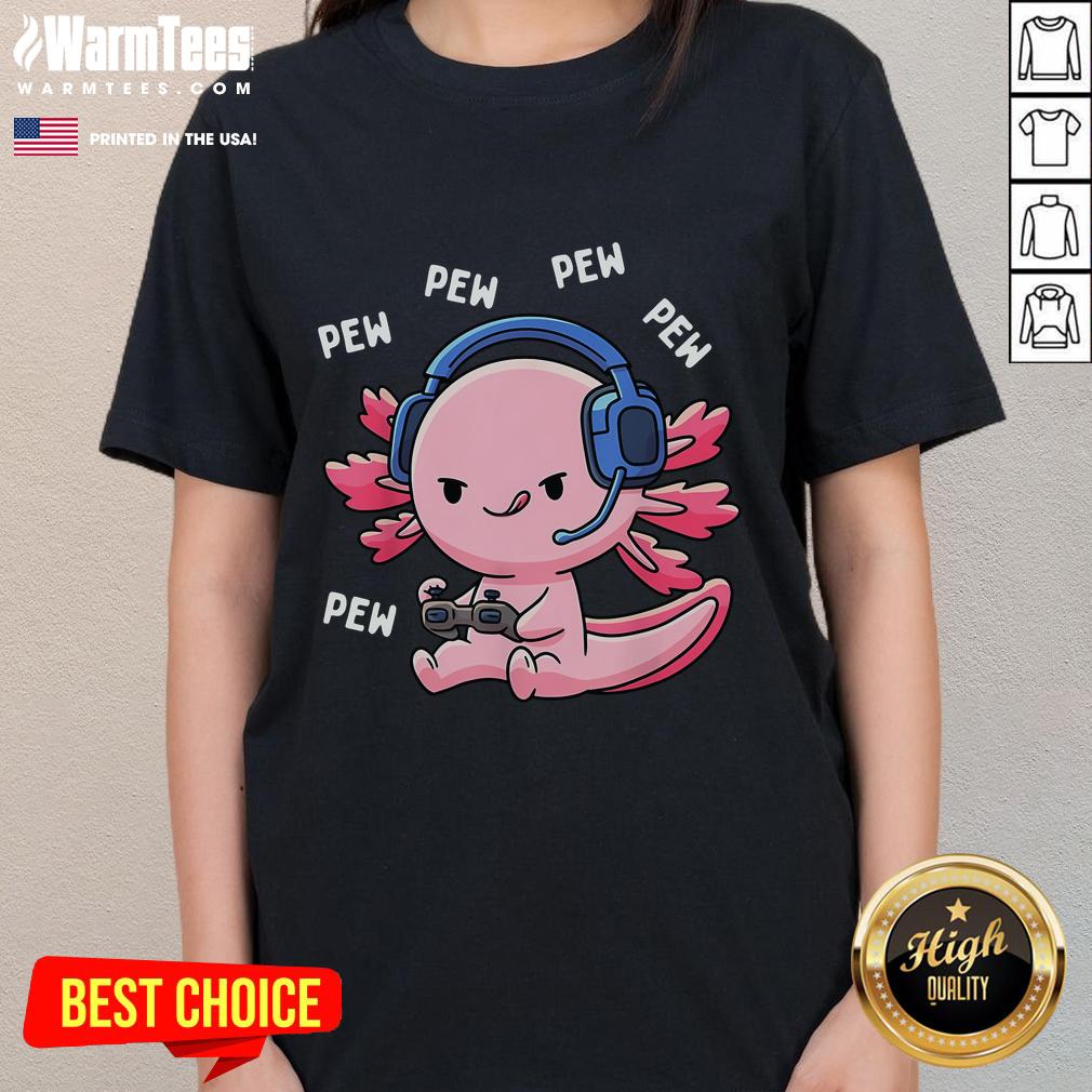 Adorable axolotl graphic on a gaming tee for ladies, perfect for anime and video game enthusiasts. Cute Axolotl Gaming Tee.
