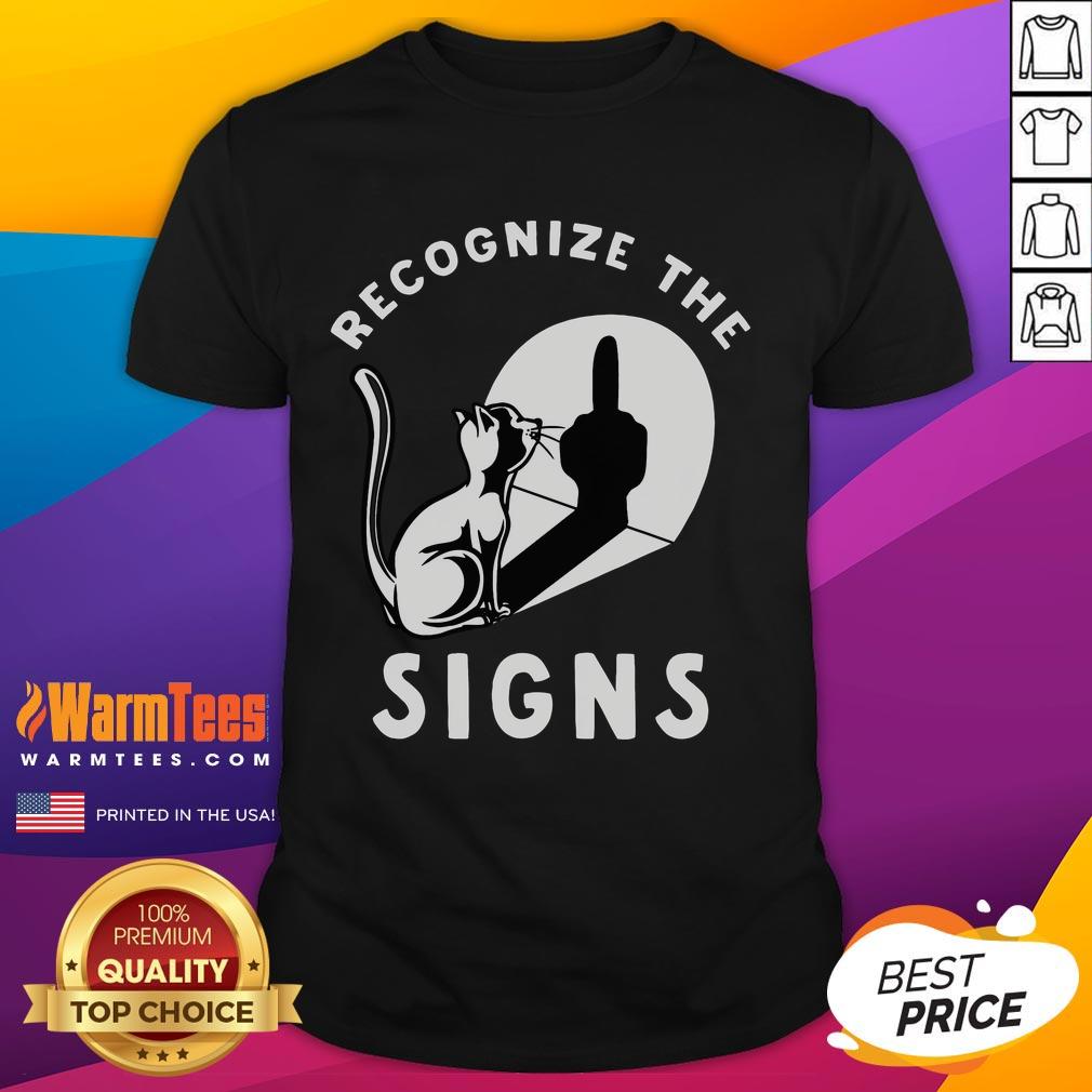 Funny cat graphic with a shadow of a middle finger on a sarcastic T-shirt, perfect for humor lovers and cat enthusiasts.