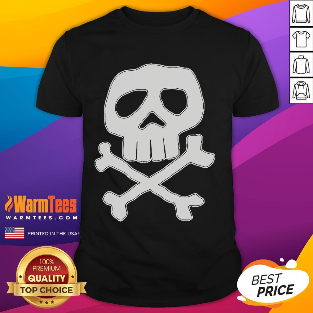 Good Karen Skull T-Shirt featuring a stylish skull design, perfect for edgy fashion lovers and casual wear enthusiasts.