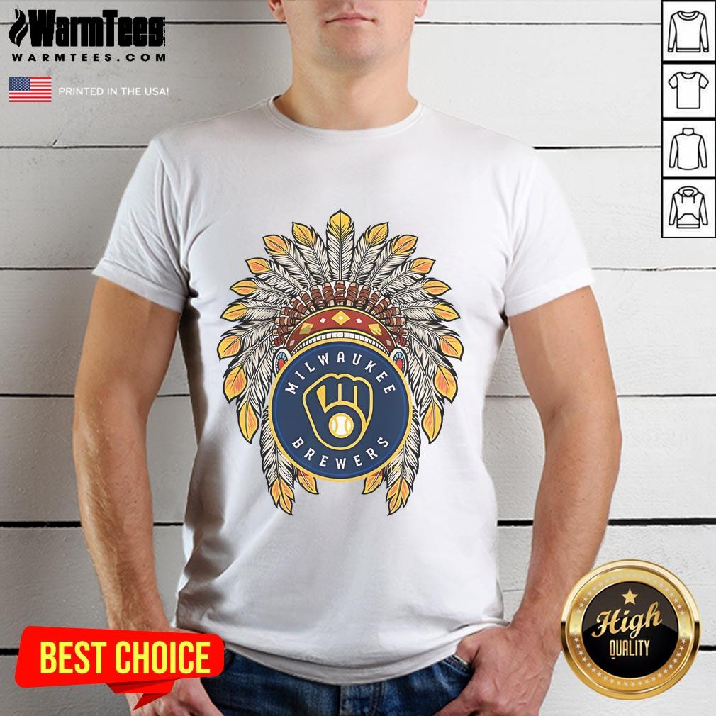Alt Text: Official Milwaukee Brewers Native American Logo T-Shirt featuring a vibrant logo on a comfortable fabric.