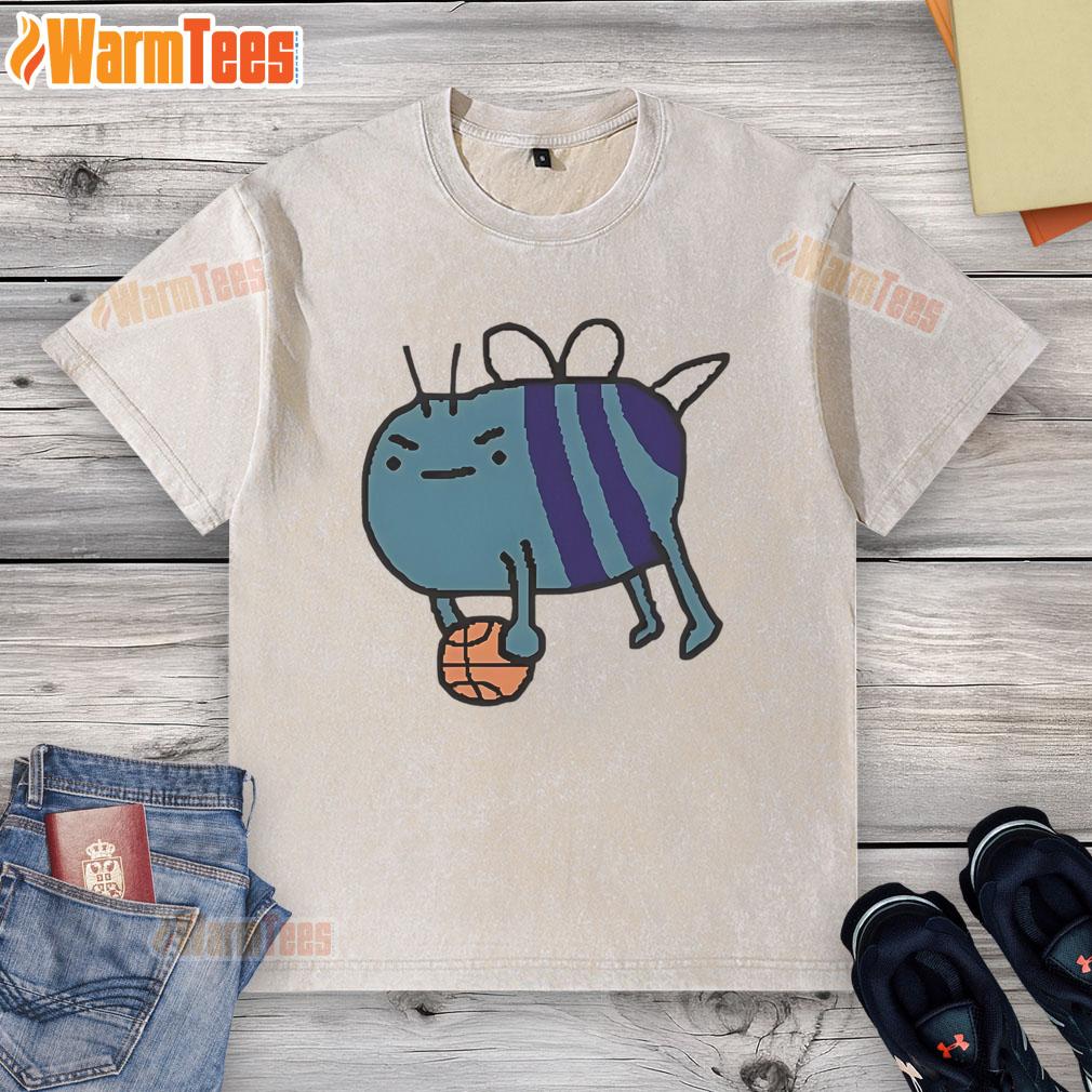 Cute James Plowright Charlotte Hornets NBA bee art washed t-shirt featuring vibrant colors and a stylish design.