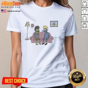 Colorful cartoon frog graphic on a ladies tee, perfect for frog lovers and casual wear enthusiasts.