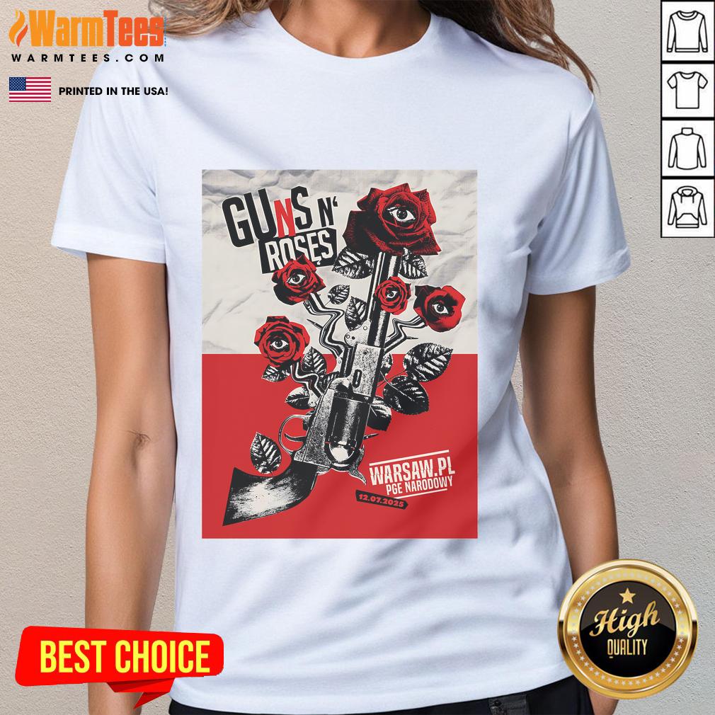 Alt Text: Official Guns N' Roses concert tee for July 12, 2025 show in Warsaw, Poland featuring eye-catching design for ladies.