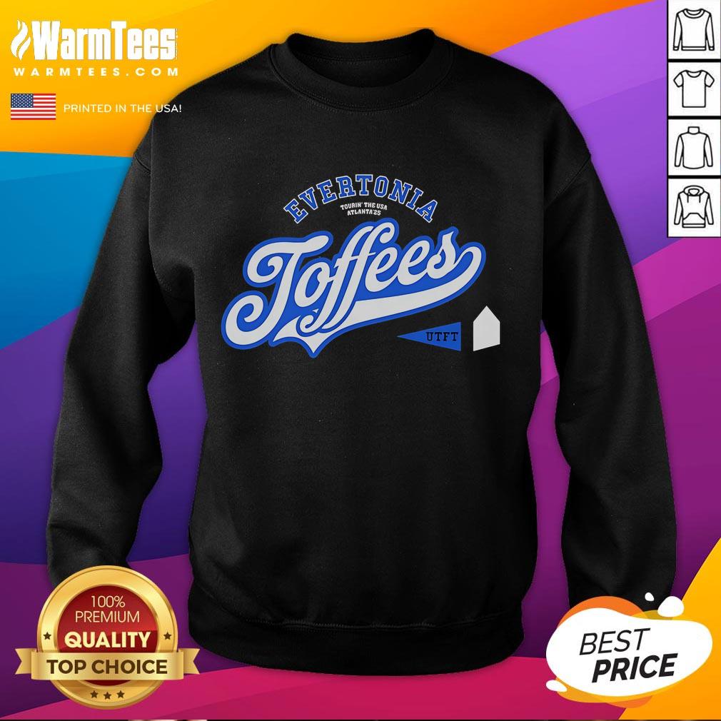 Cozy Top Atlanta 25 US Tour sweatshirt in vibrant colors, perfect for fans and travelers exploring Atlanta.