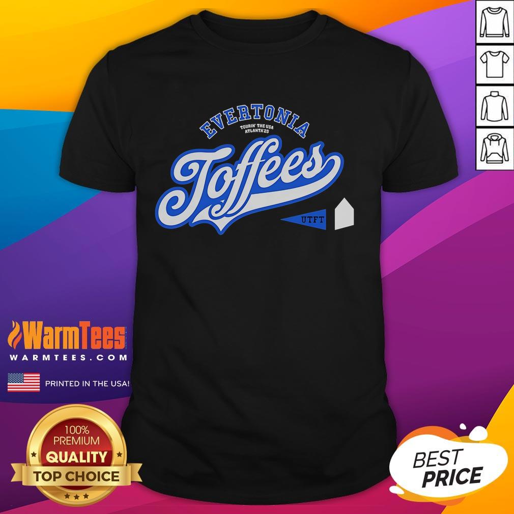 Top Atlanta 25 US Tour T-Shirt featuring vibrant graphics and a stylish design, perfect for concert fans and travelers.