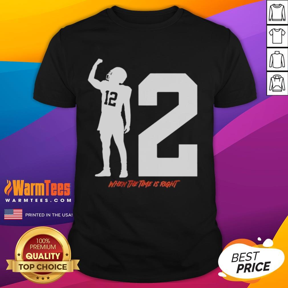 Top Shedeur Sanders When The Time Is Right T-Shirt featuring bold graphics and stylish design for fans.