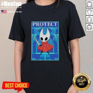 Cute hornet from Hollow Knight on a ladies tee, showcasing vibrant artwork and stylish design for fans.