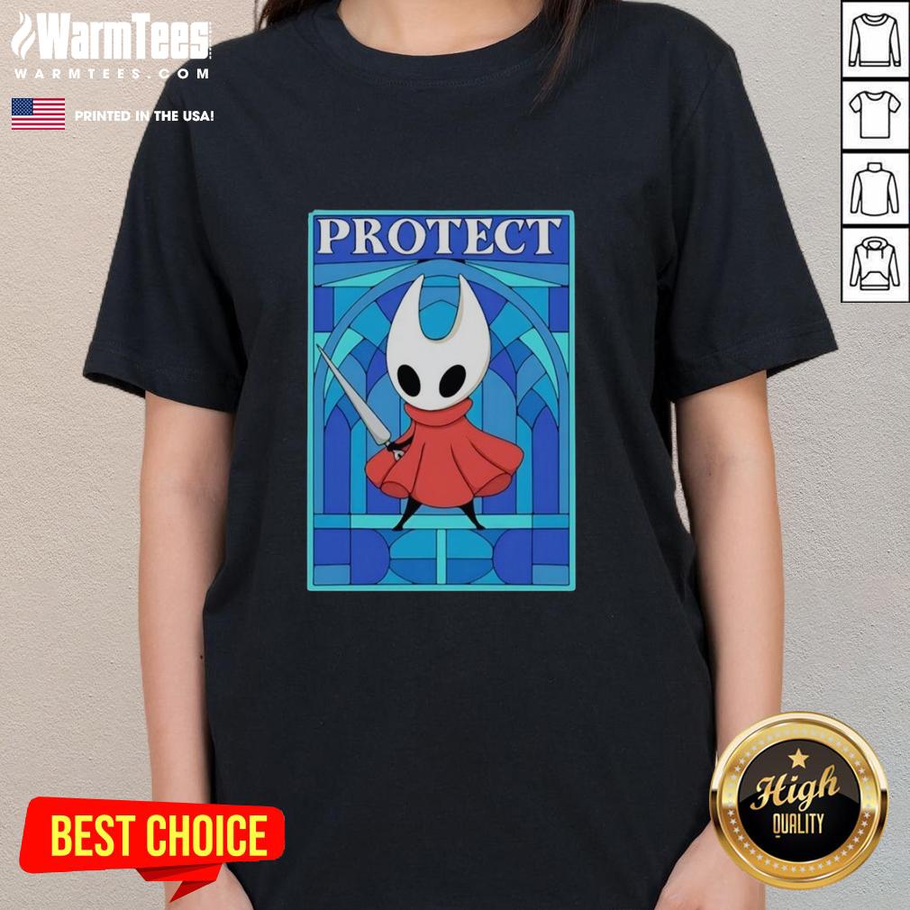 Cute hornet from Hollow Knight on a ladies tee, showcasing vibrant artwork and stylish design for fans.