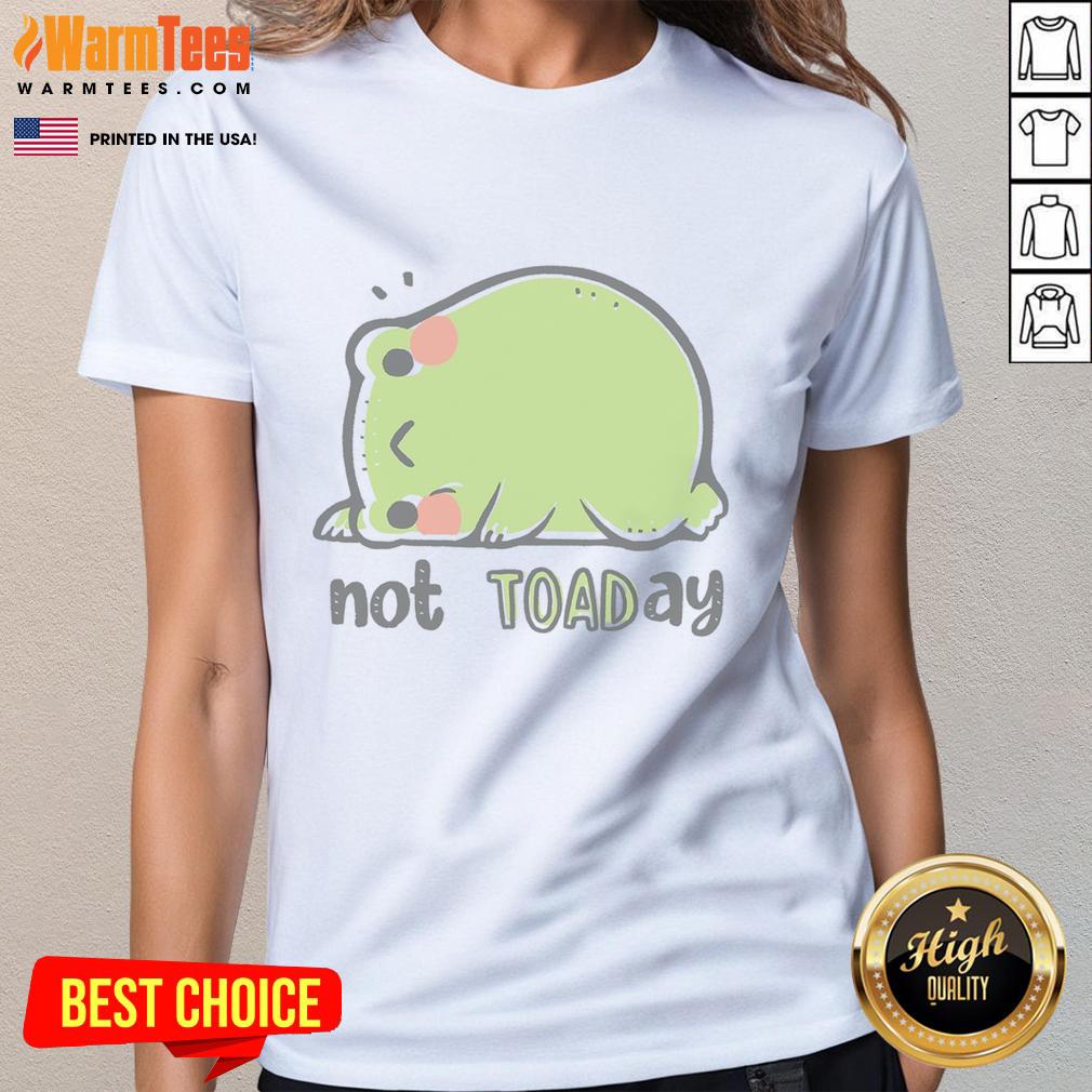 Funny frog graphic on a cute ladies tee shirt, perfect for casual wear. Ideal for frog lovers and fun fashion enthusiasts.