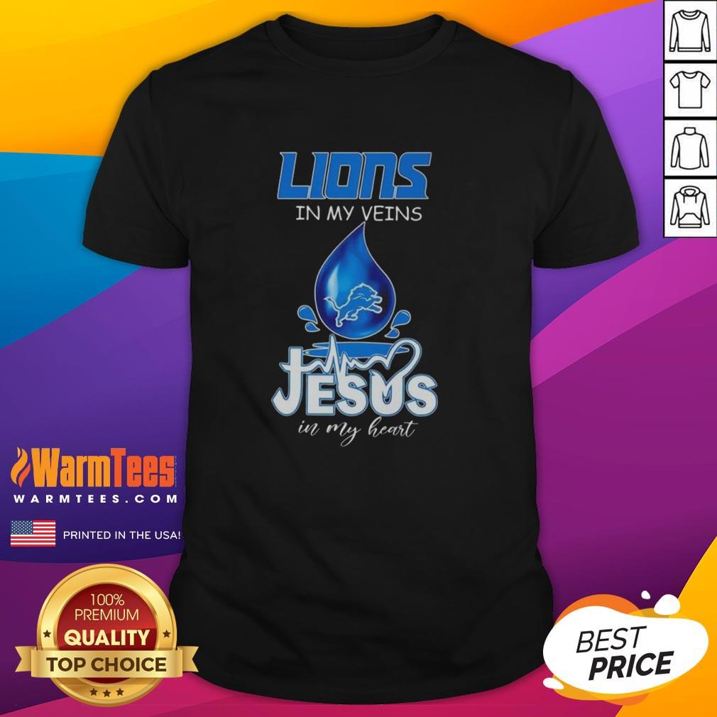 Good Detroit Lions In My Veins Jesus In My Heart t-shirt design for football lovers featuring drops of water.