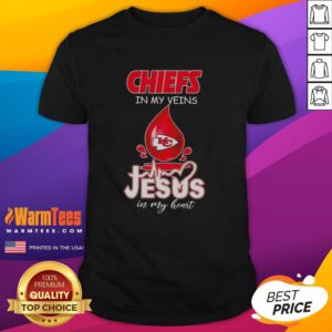 Good Kansas City Chiefs In My Veins Jesus In My Heart T-Shirt for football lovers, featuring a stylish design and vibrant colors.