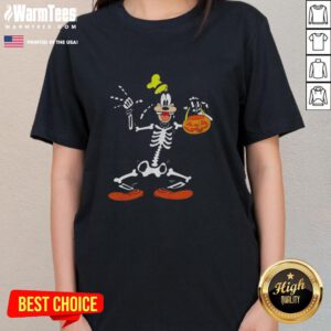 Nice Goofy in skeleton costume for Halloween, perfect for a ladies' trick-or-treat tee. Fun and festive design!