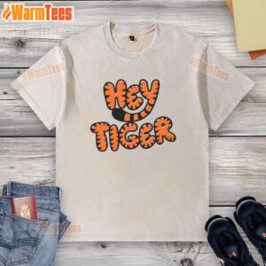 Good Hey Tiger bubble letter washed t-shirt in soft fabric, perfect for casual wear and animal lovers.