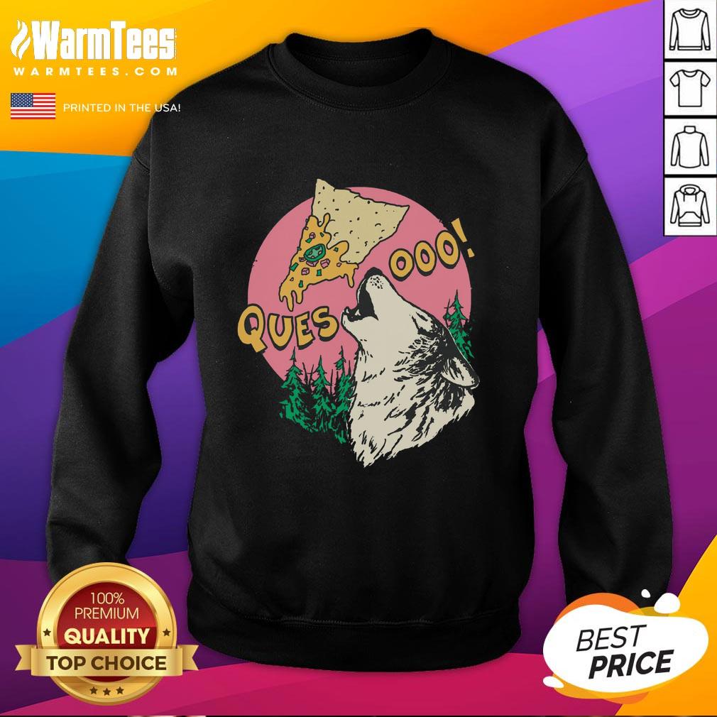 Good Queso Lupus Wolf Pizza Sweatshirt featuring a playful wolf graphic and vibrant colors, perfect for cozy outings.