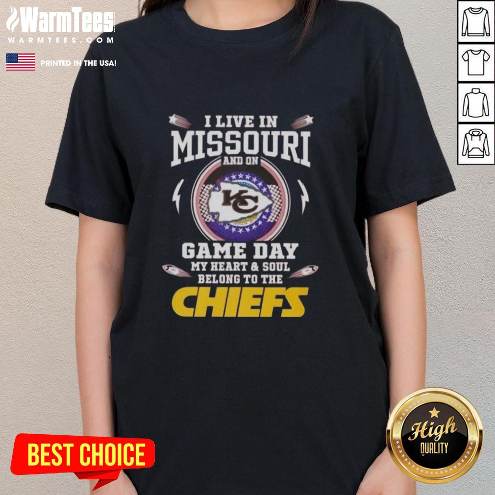 Alt Text: Kansas City Chiefs ladies tee for game day, showcasing Missouri pride and team spirit.