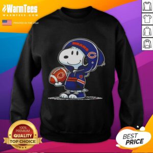 Snoopy in a Chicago Bears hoodie smiles at fans, showcasing the Good Peanuts sweatshirt design.