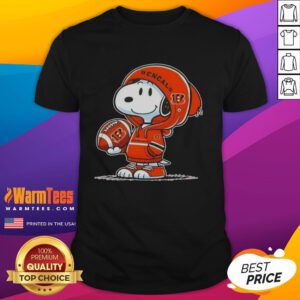 Alt Text: Good Peanuts Snoopy in a hoodie supporting Cincinnati Bengals, smiling at fans on a fun T-shirt design.