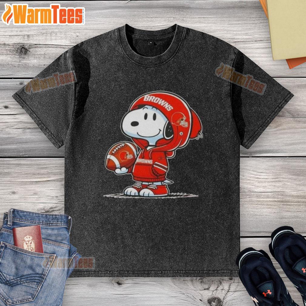 Snoopy wearing a Cleveland Browns hoodie smiles at fans, showcasing a Good Peanuts washed t-shirt design.