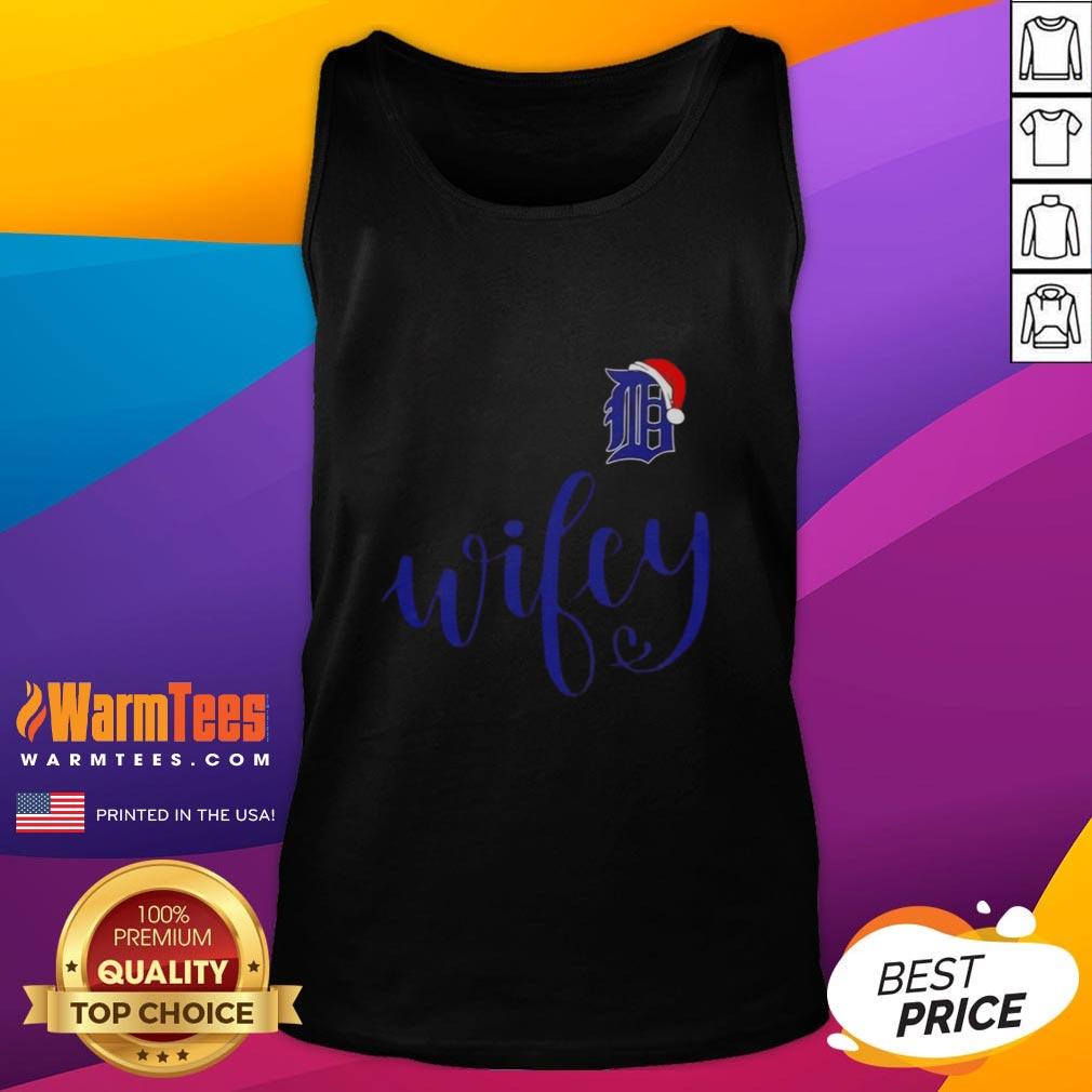 Hot Wifey Detroit Tigers Santa Hat Merry Christmas Tank Top perfect for holiday celebrations and baseball fans.