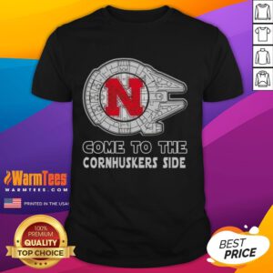 Top Star Wars Come To The Nebraska Cornhuskers Side T-Shirt featuring iconic characters and team colors for fans.