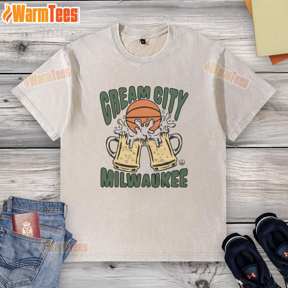 Top Cream City Milwaukee washed t-shirt featuring a stylish design, perfect for casual wear and showcasing local pride.