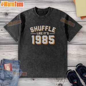 Vintage 1985 Chicago Bears washed t-shirt featuring a retro design, perfect for fans of the team and nostalgic fashion.