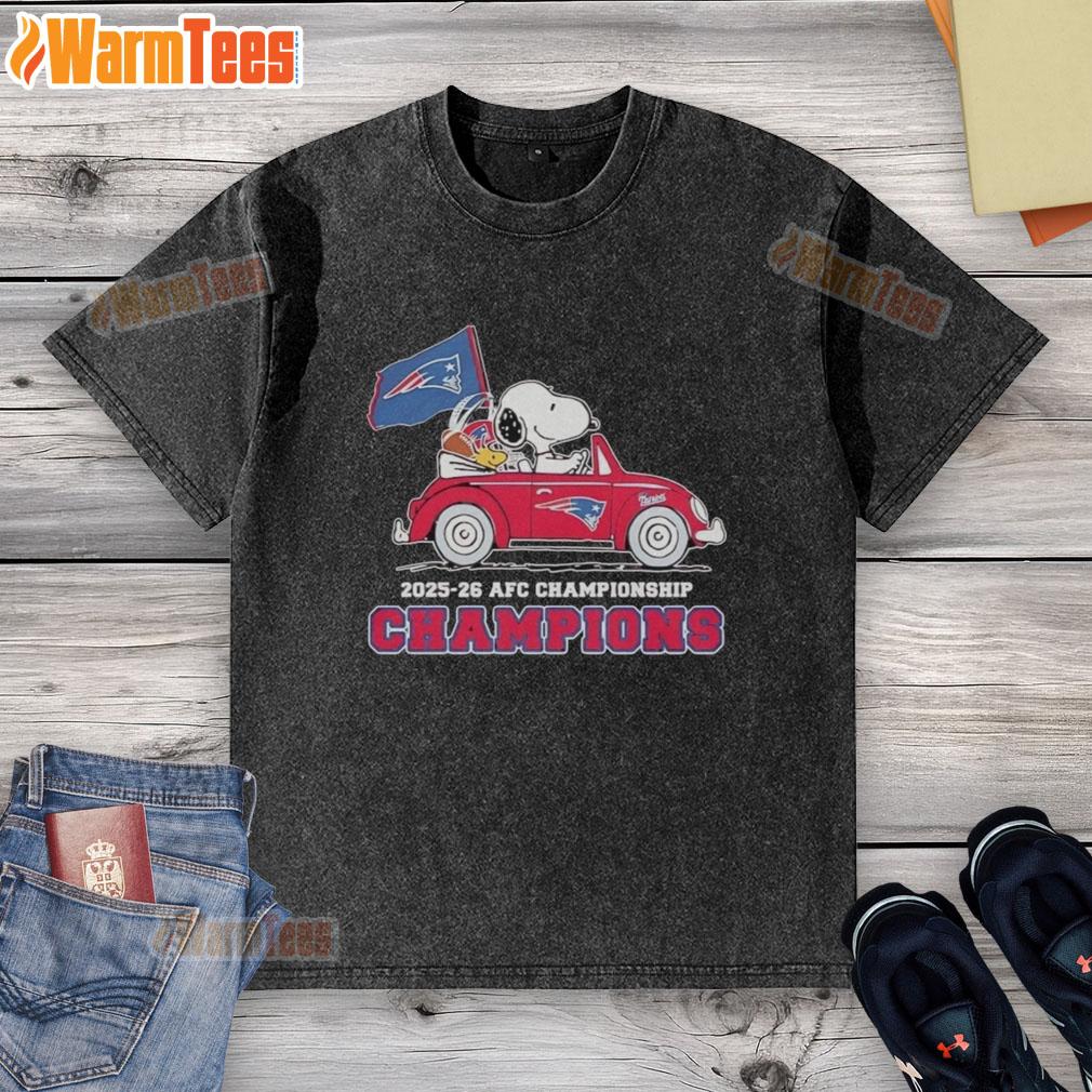 Alt Text: Snoopy and Woodstock riding a New England Patriots car, celebrating AFC Championship Champions 2025-26 on a washed t-shirt.
