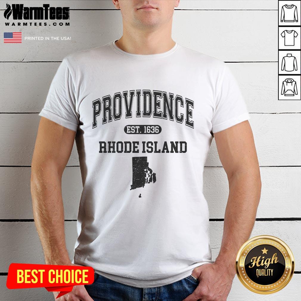Good Providence Rhode Island Est 1636 T-Shirt featuring vintage design and iconic city elements for local pride.