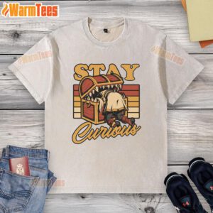 Alt Text: Pretty Friesen Elf anime treasure design on a washed T-shirt, perfect for staying curious in style.