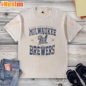 Awesome Milwaukee Brewers Major League Baseball Cooperstown Diamond Washed T-Shirt featuring a vintage design and team logo.