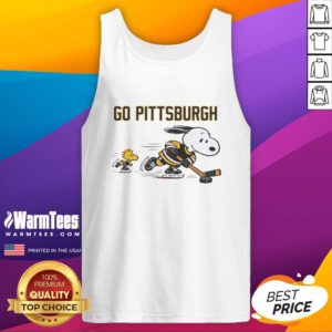 Alt Text: Cheerful Snoopy and Woodstock in Pittsburgh Penguins tank top, celebrating the team's spirit and fan pride.