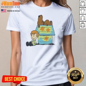 Funny Shaggy Rogers Scooby Doo Peanuts Crossover Mystery Machine Doghouse ladies tee in white, front view