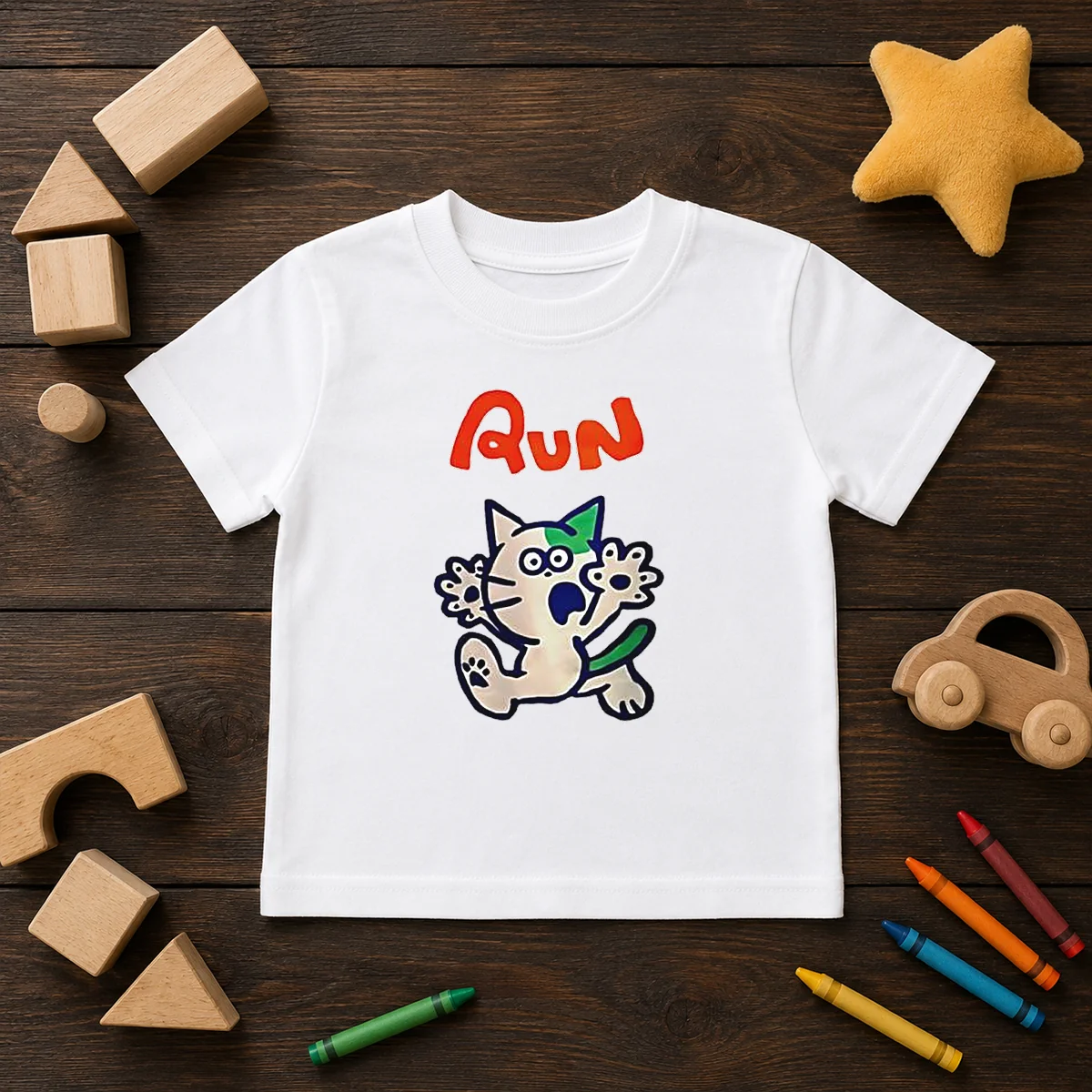 Good Running Scared Cartoon Cat Kids T-Shirt